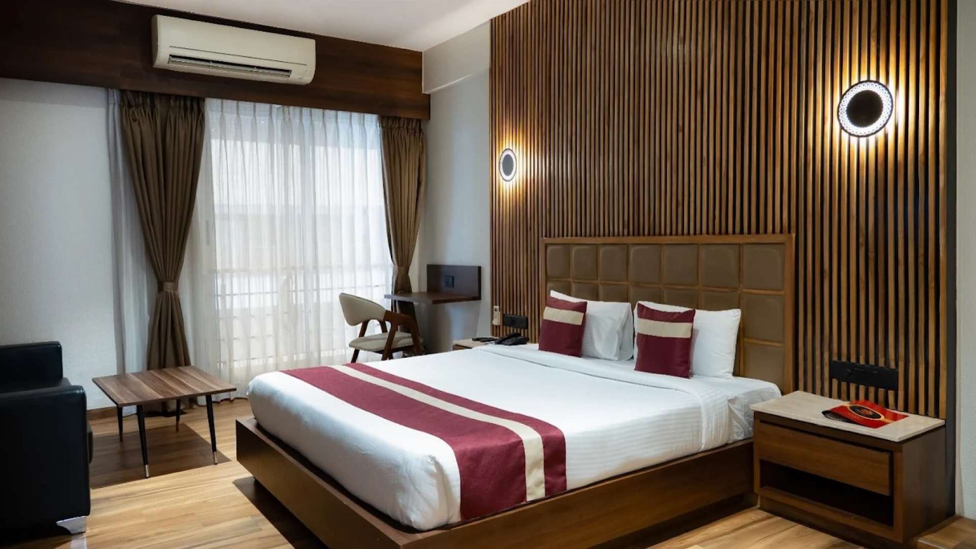 Vivotel Hotel Surat