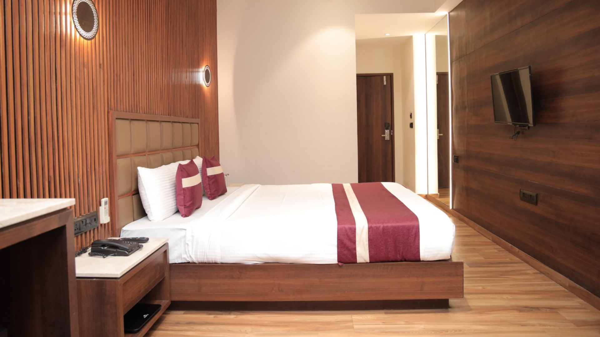 Vivotel Hotel Surat
