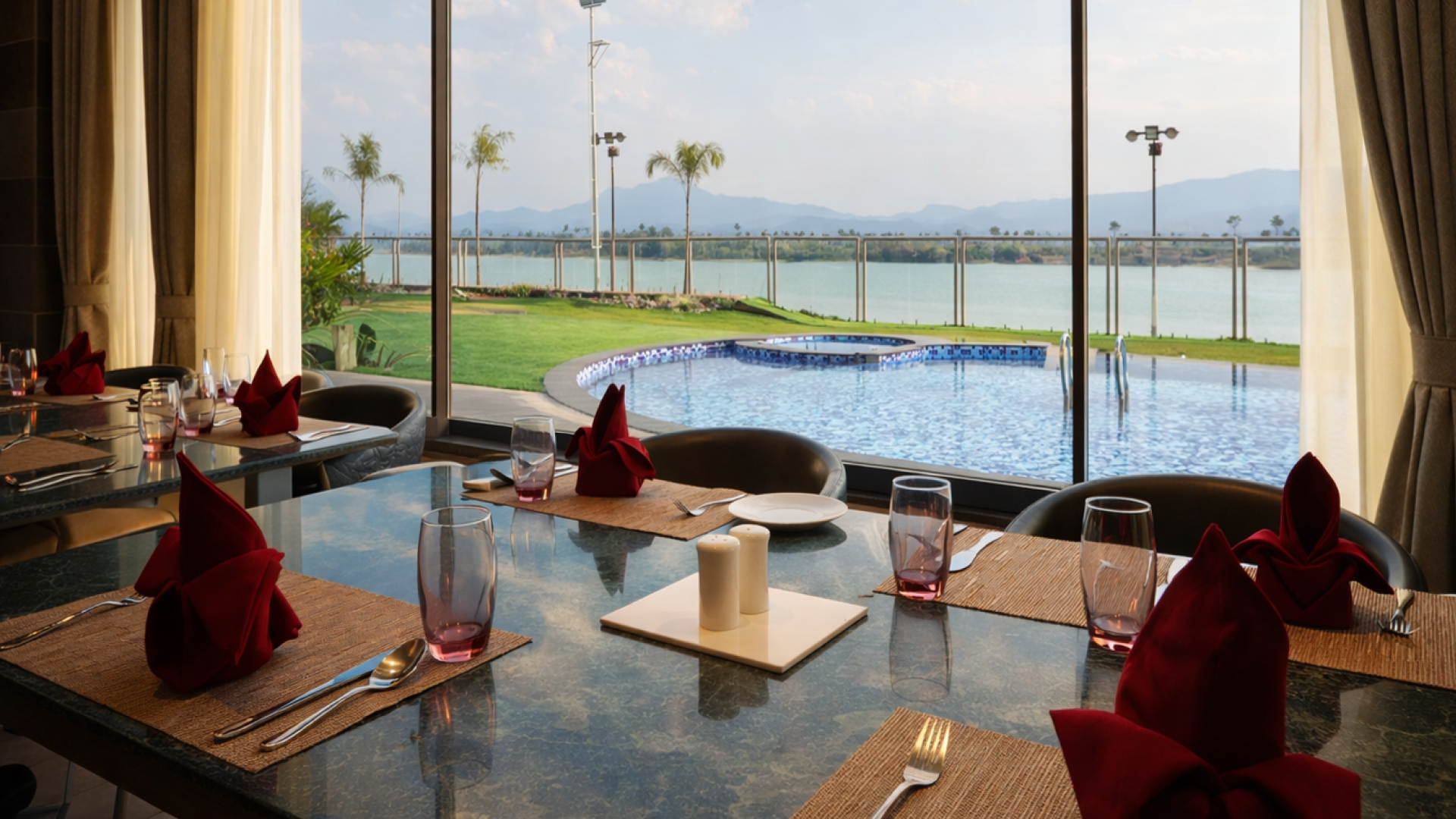 Mist Valley Resort